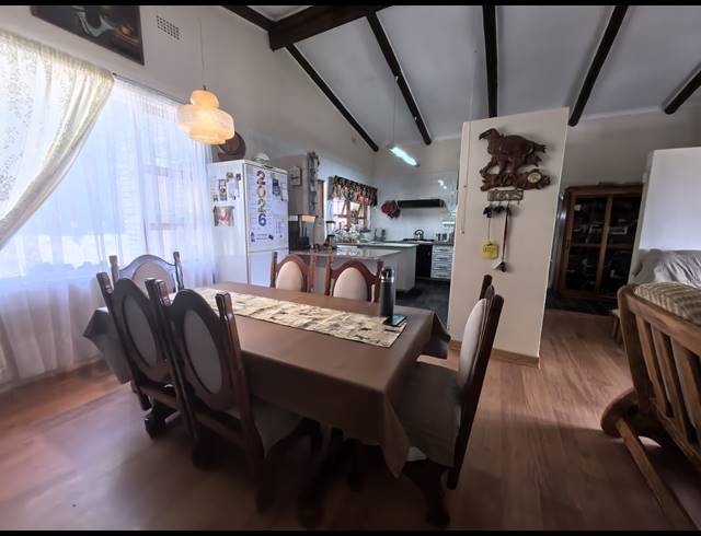 5 BEDROOM HOUSE FOR SALE IN FRAAIUITSIG